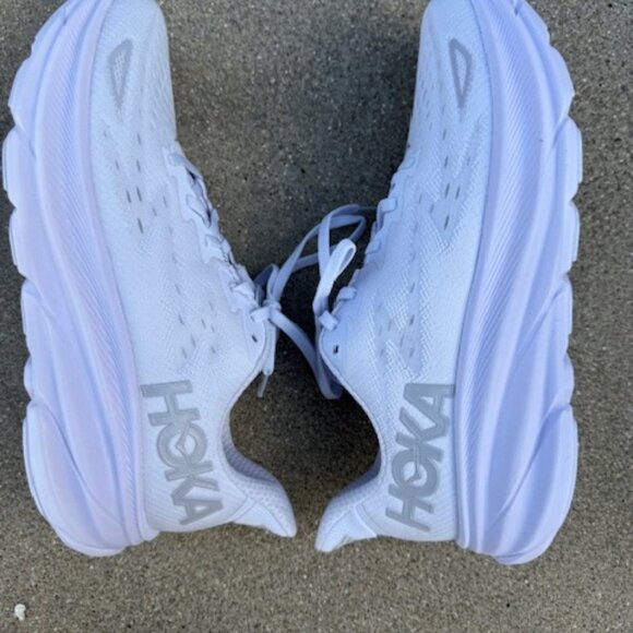 hoka clifton 9 size 11 NIB - Picture 3 of 8